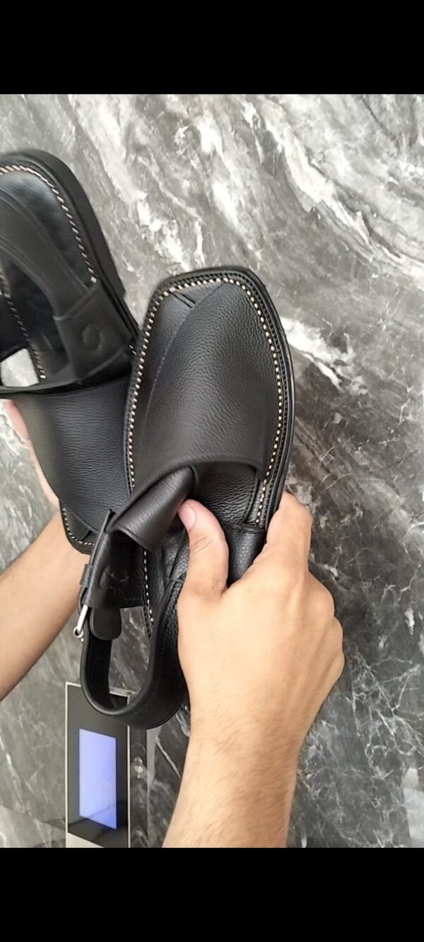 Black Dotted Gogo Charsadda Chappal - Image 2