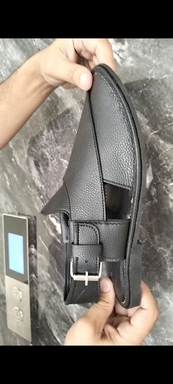 Black Dotted Gogo Charsadda Chappal - Image 3