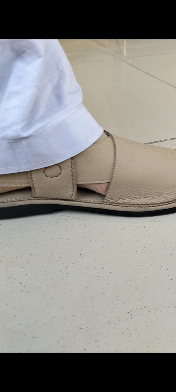 Cream Dotted Gogo Charsadda Chappal